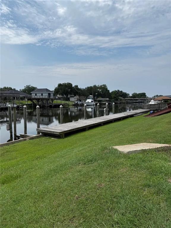 4632 PONCHARTRAIN Drive