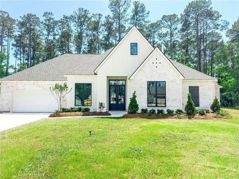Photo of 4129 ENDOR Loop, Mandeville, LA 70448 (MLS # 2554468)