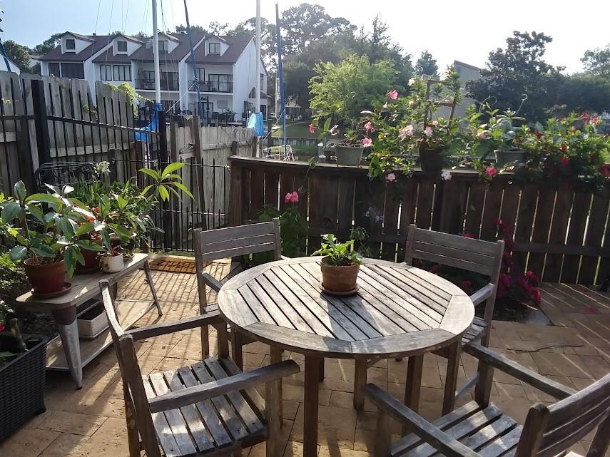 350 ATALIN Street 10A