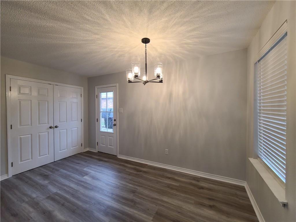 3541-3543 KINGS Drive
