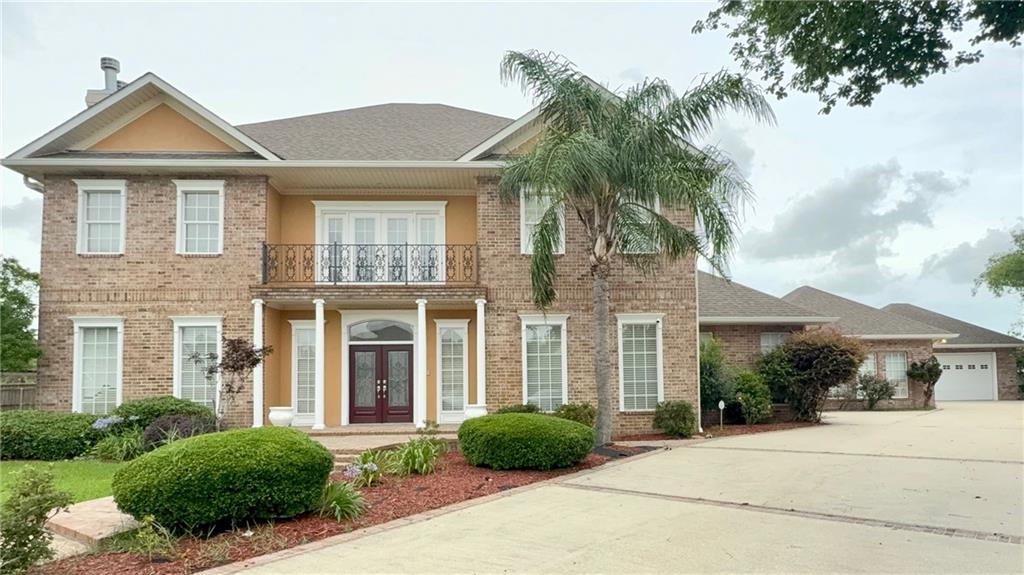 5 ASTERBROOK Court