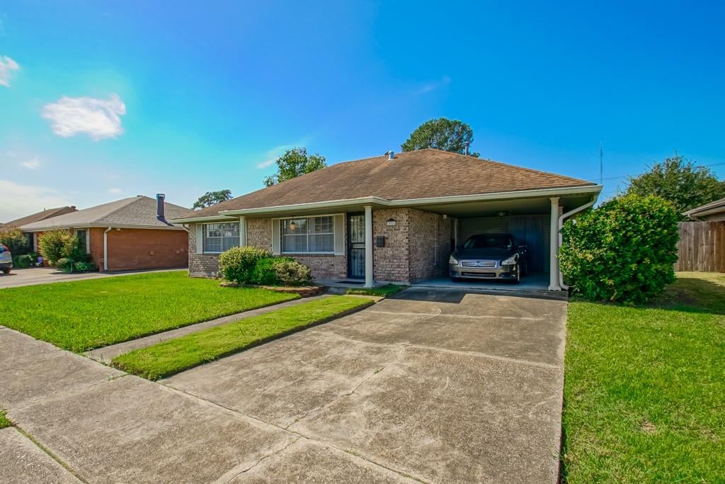 572 DUNKIRK Avenue