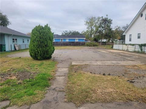 306 DILTON Street River Ridge LA 70123