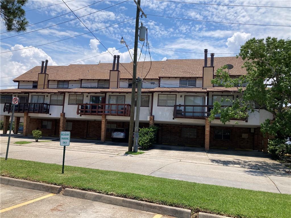 Photo 2 of 10 of 2305 CLEARY Avenue 225 condo