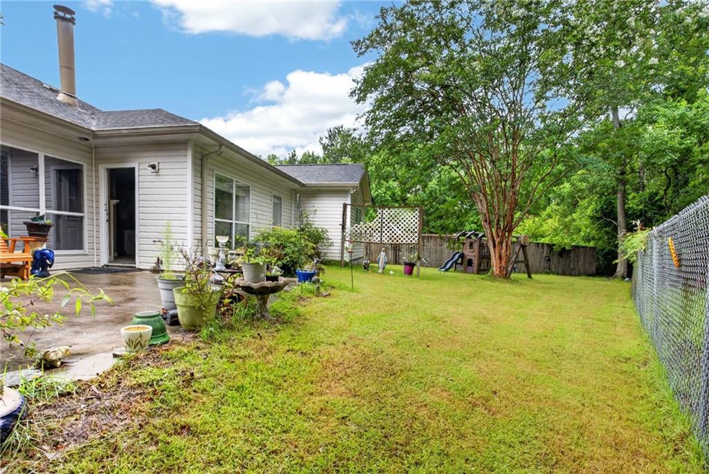 152 E EMERALD CREEK