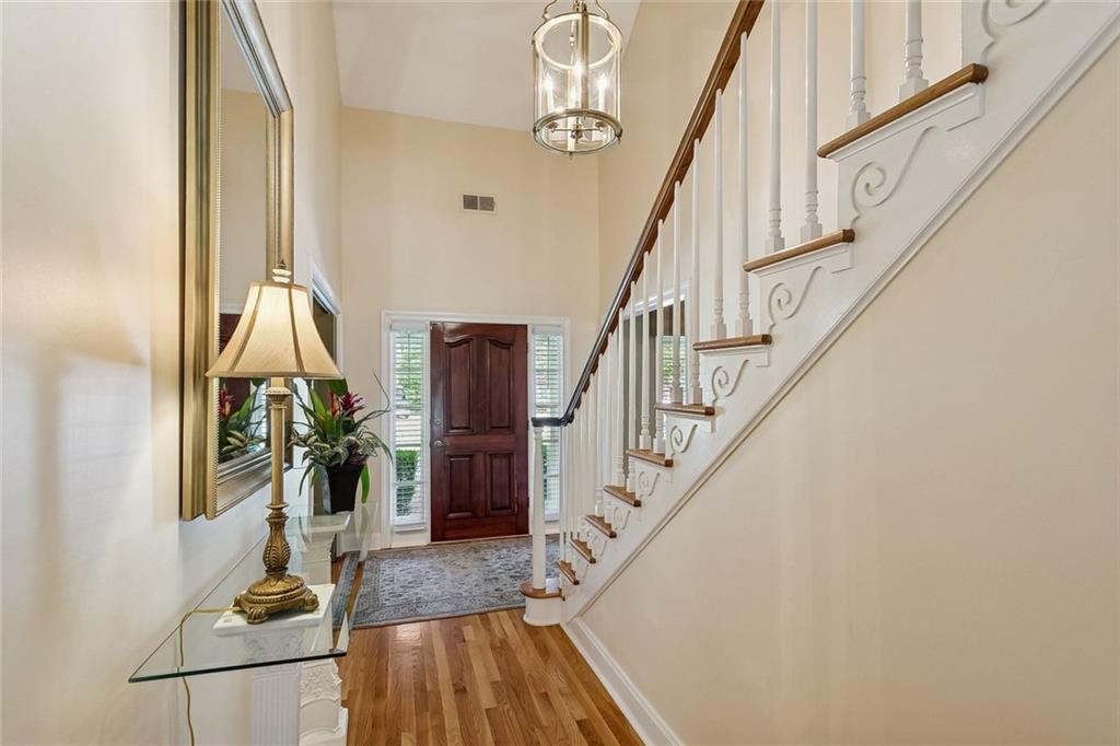 129 E RUELLE Drive