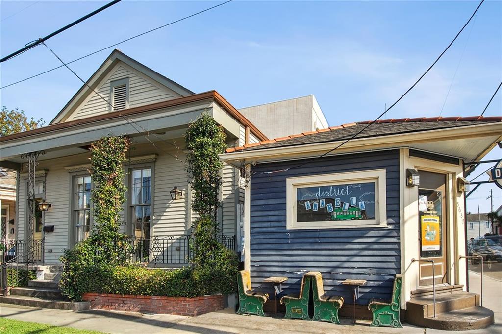 5631 MAGAZINE Street