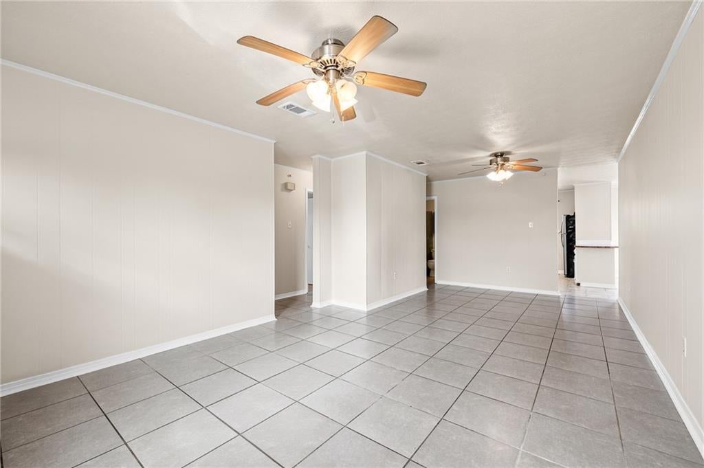 1601 MAPLEWOOD Drive