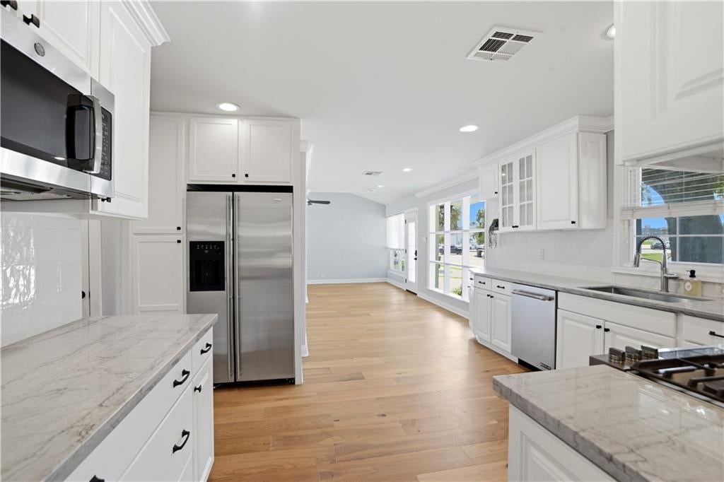 400 TURQUOISE Street