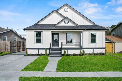 6913 AMANDA Street Metairie LA 70003