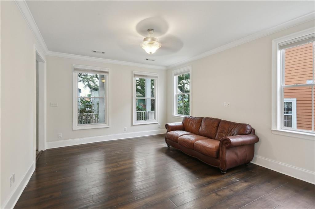 3514 LOUISIANA AVENUE Parkway