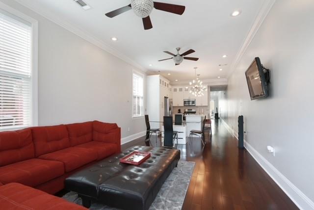 2122 JOSEPHINE Street