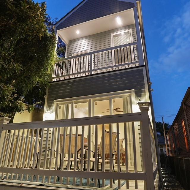 2122 JOSEPHINE Street