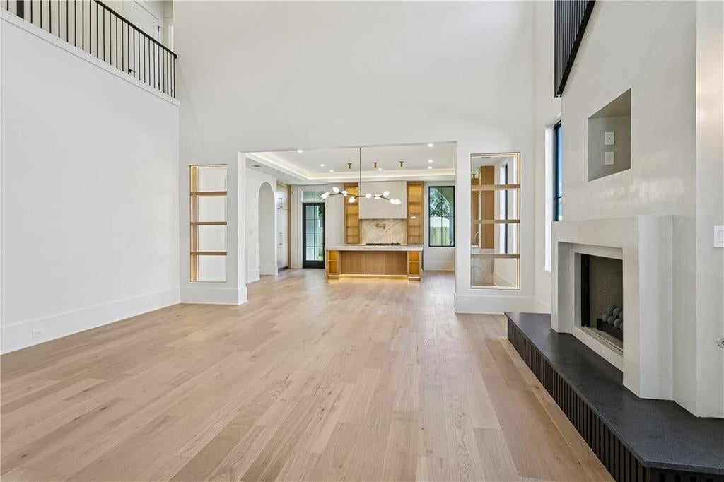 1032 SENA Drive