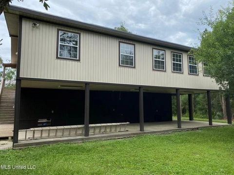 5142 1ST Avenue Bay Saint Louis MS 39520