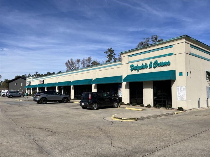 Photo 1 of 3 — 2060 GAUSE Boulevard 4, Slidell, LA 70460