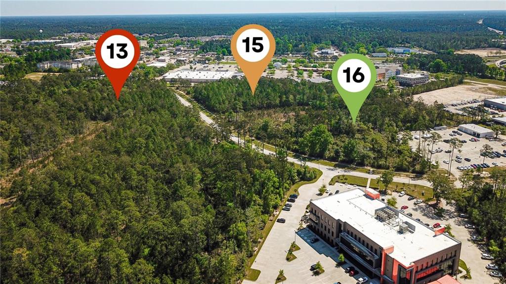LOT 13 HOLIDAY SQUARE Boulevard