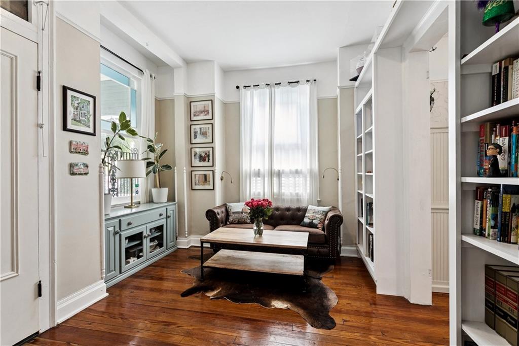 New Orleans, Louisiana 70115, United States, 4 Bedrooms Bedrooms, ,2 BathroomsBathrooms,Residential,Pending,194726