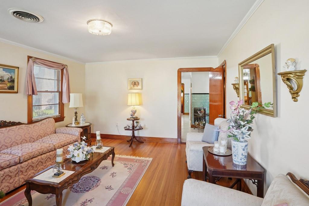 757 JEFFERSON HEIGHTS Avenue