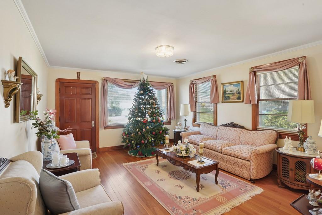 757 JEFFERSON HEIGHTS Avenue