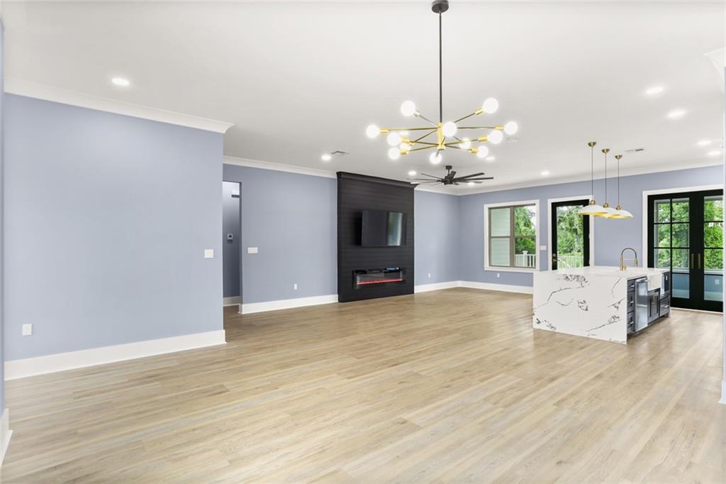 3920 NORWOOD Drive