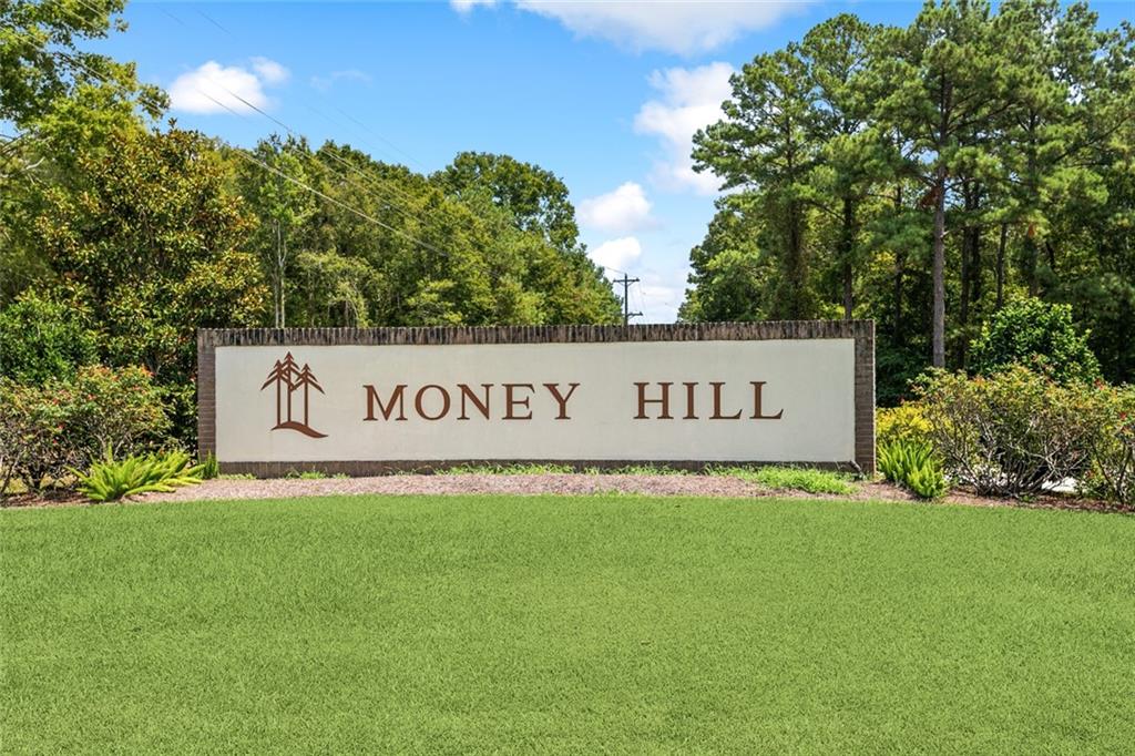 125 HIDDEN LAKE Loop