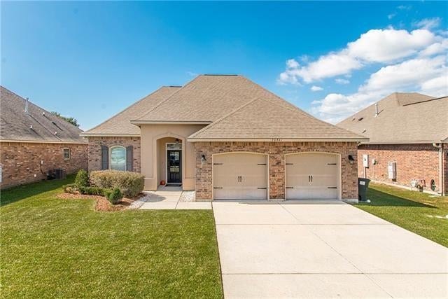 70341 CHAMBLY Court