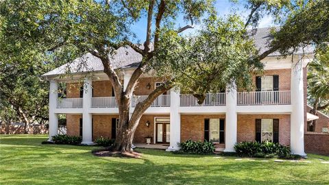 1605 SOULT Street Mandeville LA 70448