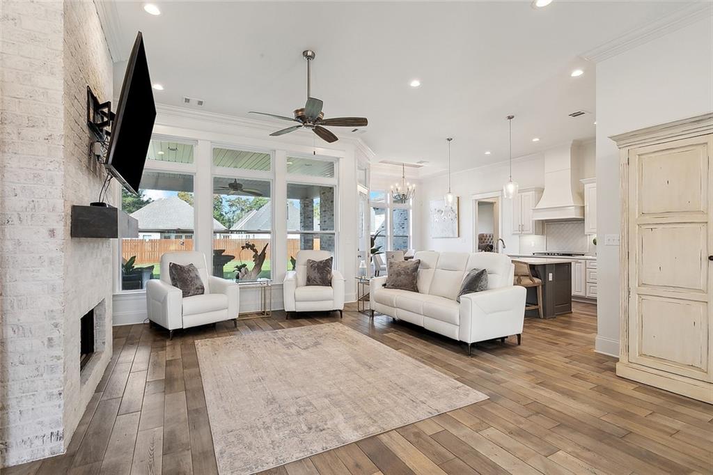 4073 OAK BEND Lane