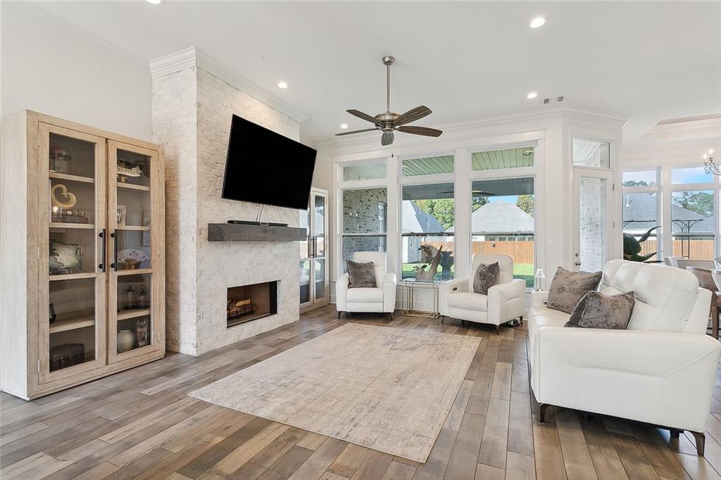 4073 OAK BEND Lane
