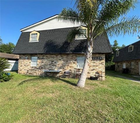 2428 JAMIE Court Violet LA 70092