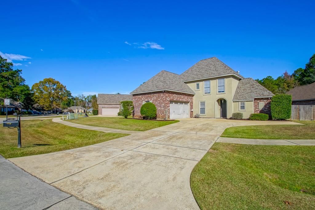 161 WOODTHRUSH Drive