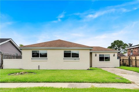 Photo of 252 GLENDELLA Drive, Avondale, LA 70094 (MLS # 2559283)
