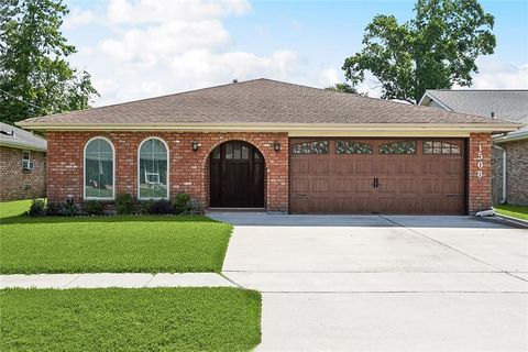 1508 APPLE Street Metairie LA 70001