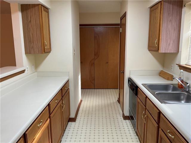 133 LAKEWOOD Drive B