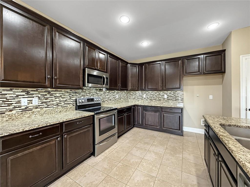 1817 JUSTIN Drive
