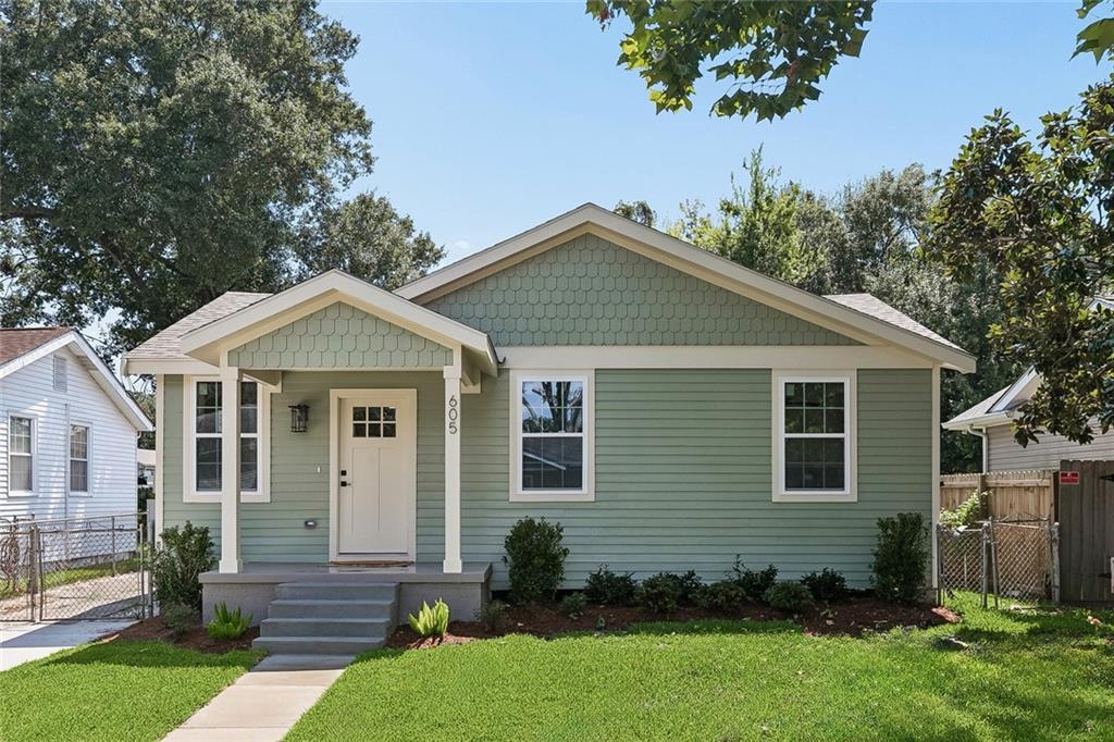 605 GELPI Avenue