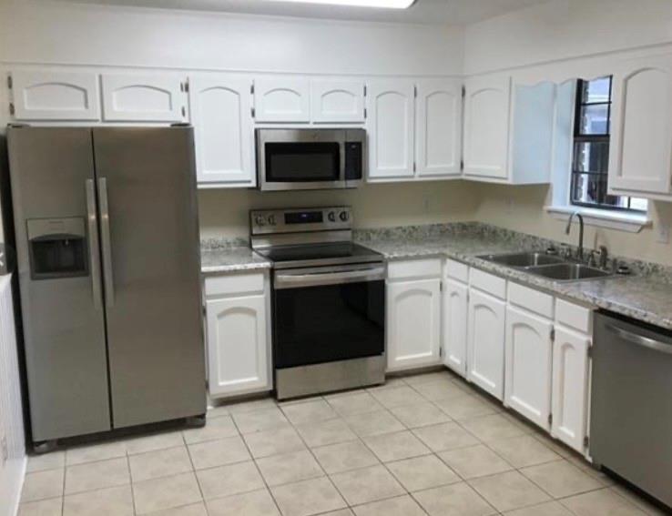 Hammond, Louisiana 70403, United States, 3 Bedrooms Bedrooms, ,2 BathroomsBathrooms,Residential,Active,253821