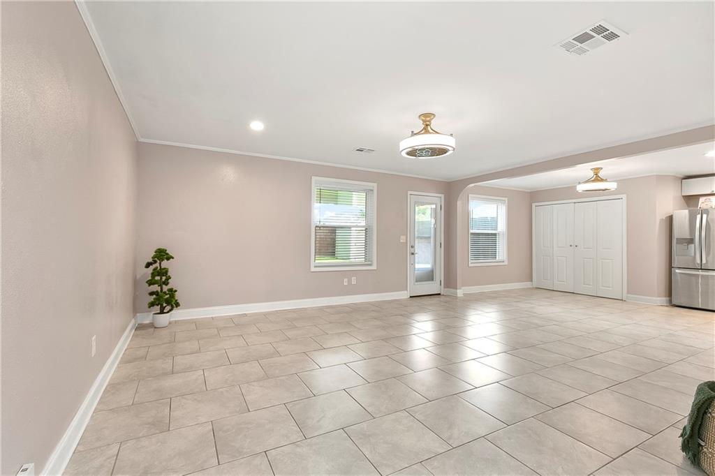 3309 OAK Drive