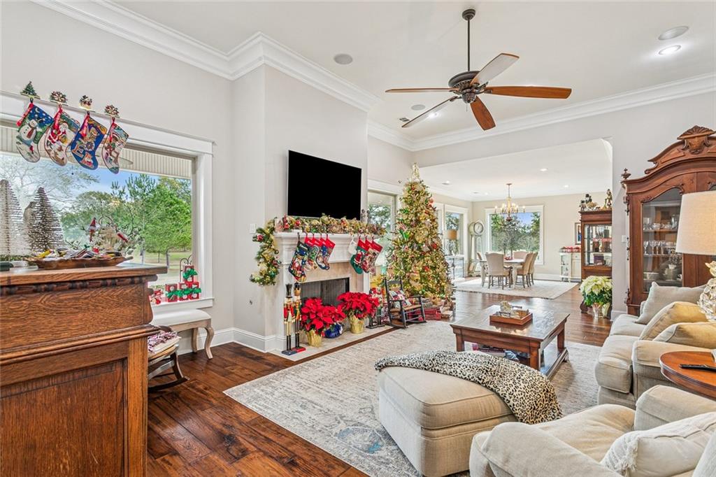 917 GREAT SOUTHERN Drive