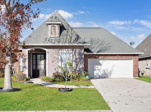 Photo of 2400 COURS CARSON Street, Mandeville, LA 70448 (MLS # 2556180)