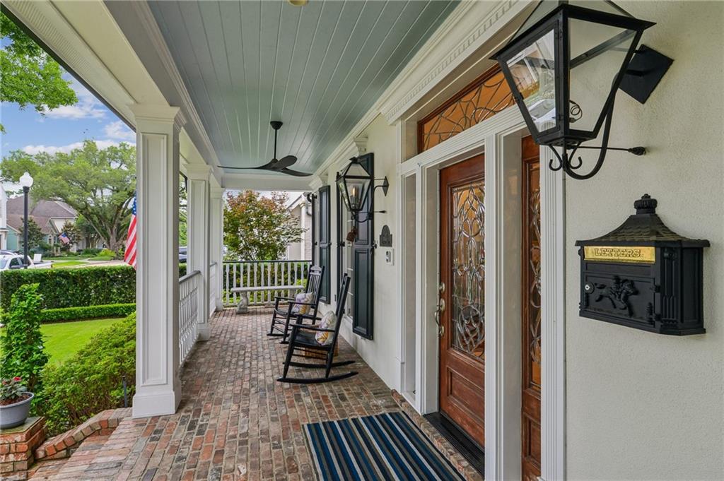 236 GLENWOOD Drive
