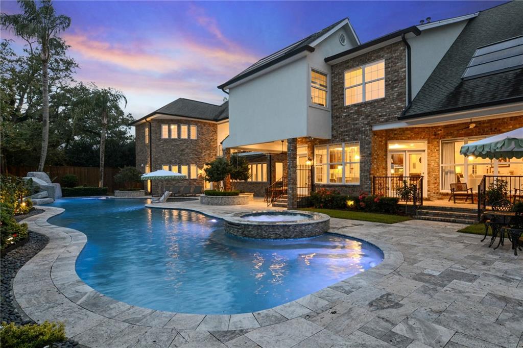 236 GLENWOOD Drive