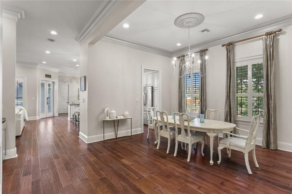 New Orleans, Louisiana 70124, United States, 5 Bedrooms Bedrooms, ,4 BathroomsBathrooms,Residential,Pending,71130