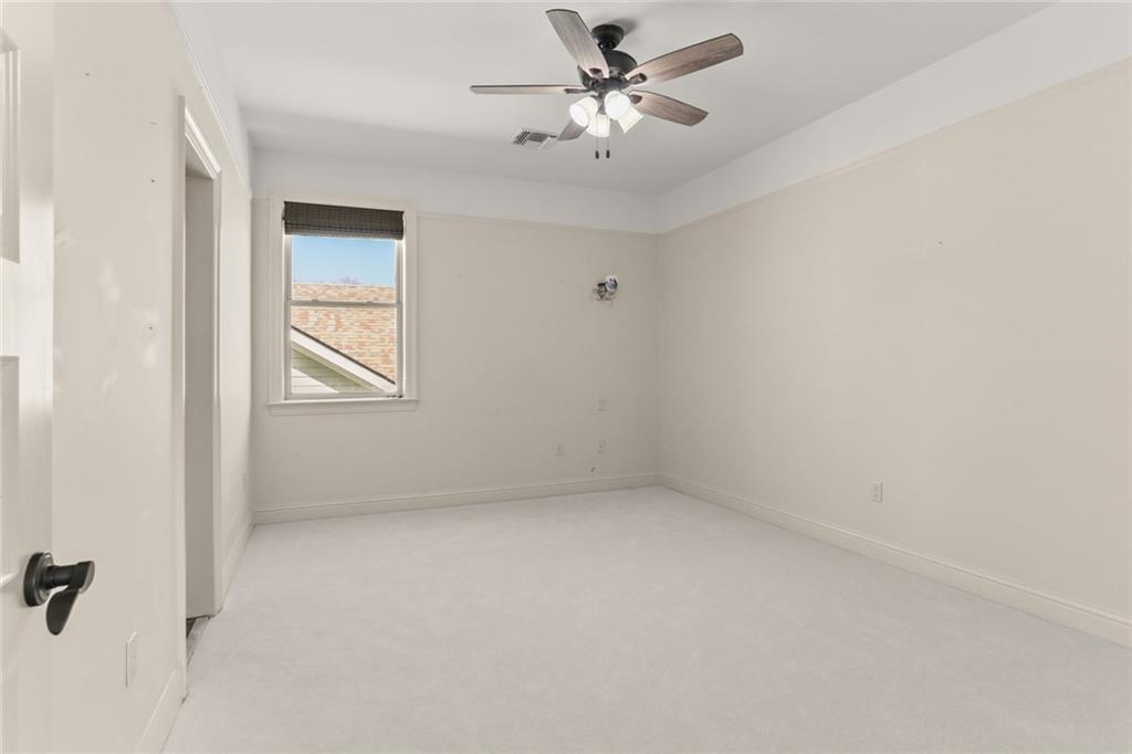 New Orleans, Louisiana 70124, United States, 5 Bedrooms Bedrooms, ,4 BathroomsBathrooms,Residential,Pending,71130