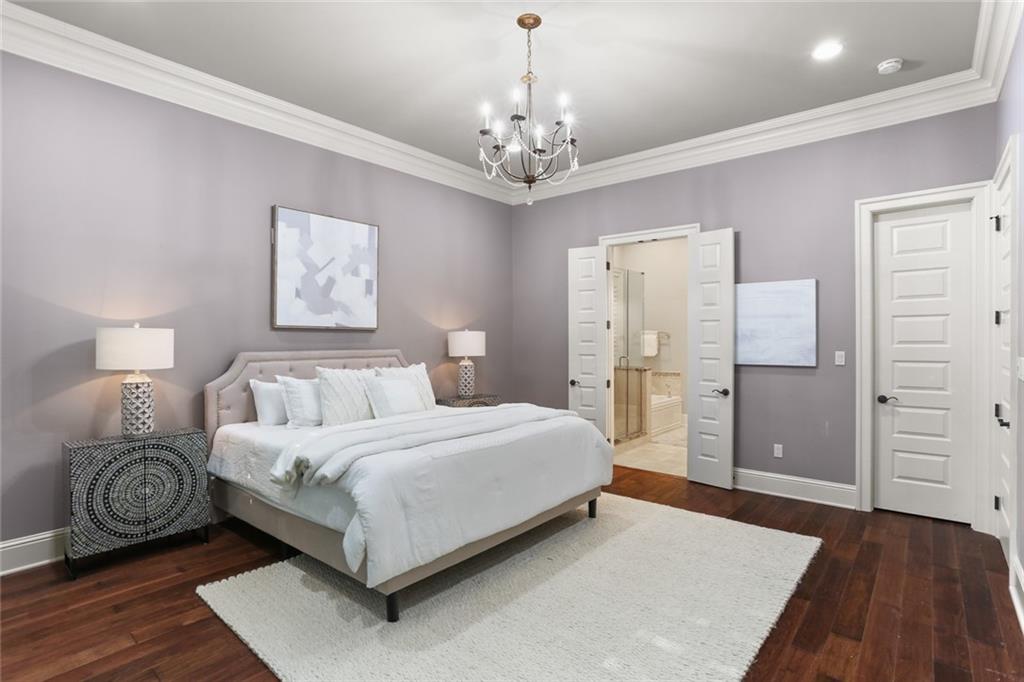New Orleans, Louisiana 70124, United States, 5 Bedrooms Bedrooms, ,4 BathroomsBathrooms,Residential,Pending,71130