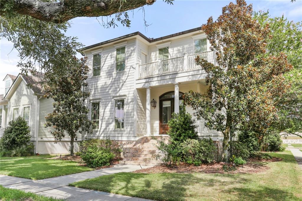New Orleans, Louisiana 70124, United States, 5 Bedrooms Bedrooms, ,4 BathroomsBathrooms,Residential,Pending,71130