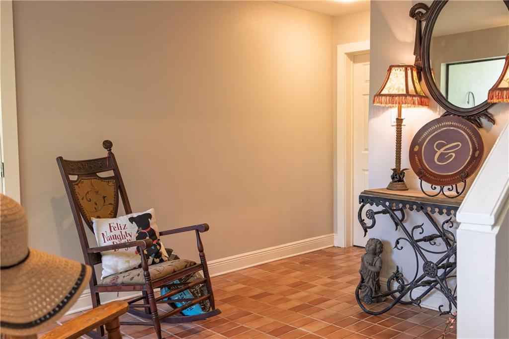 104 TCHEFUNCTE OAKS Drive 104