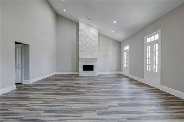 185 VILLERE Drive