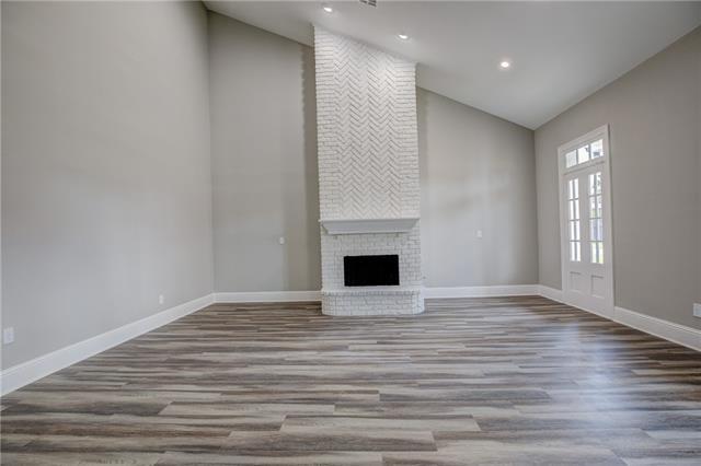 185 VILLERE Drive